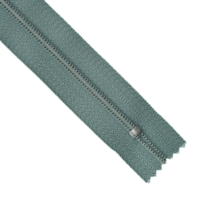 YKK NYLON CLOSED-END ZIP NO.3 COL 911 EUCALYPTUS
