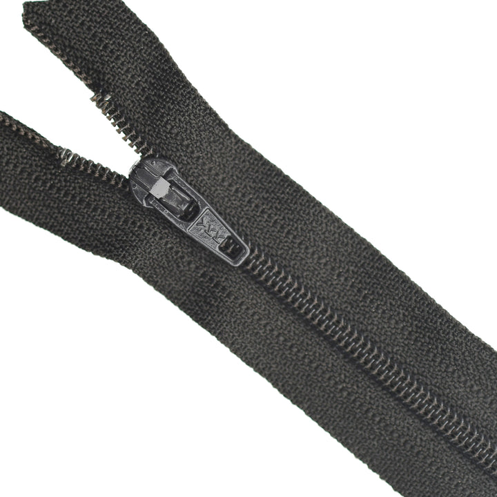 YKK NYLON CLOSED-END ZIP NO.3 COL 916 ESPRESSO