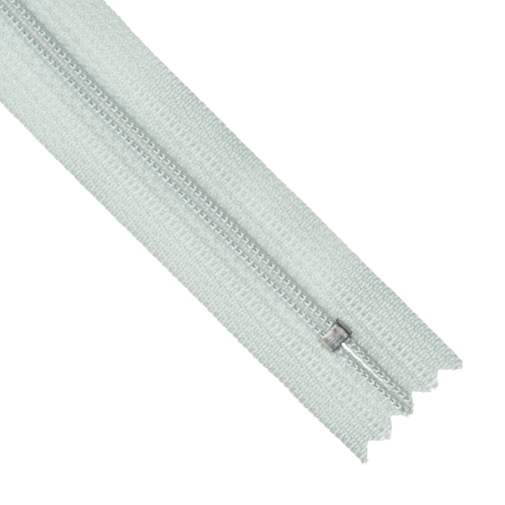 YKK NYLON CLOSED-END ZIP NO.3 COL 574 VAPOUR GREY