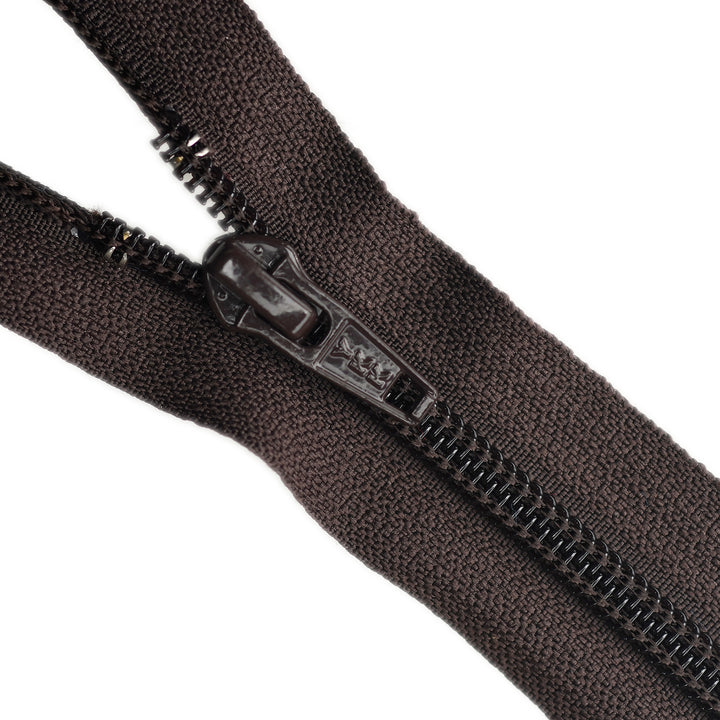 YKK NYLON CLOSED-END ZIP NO.5 COL 570 BROWN