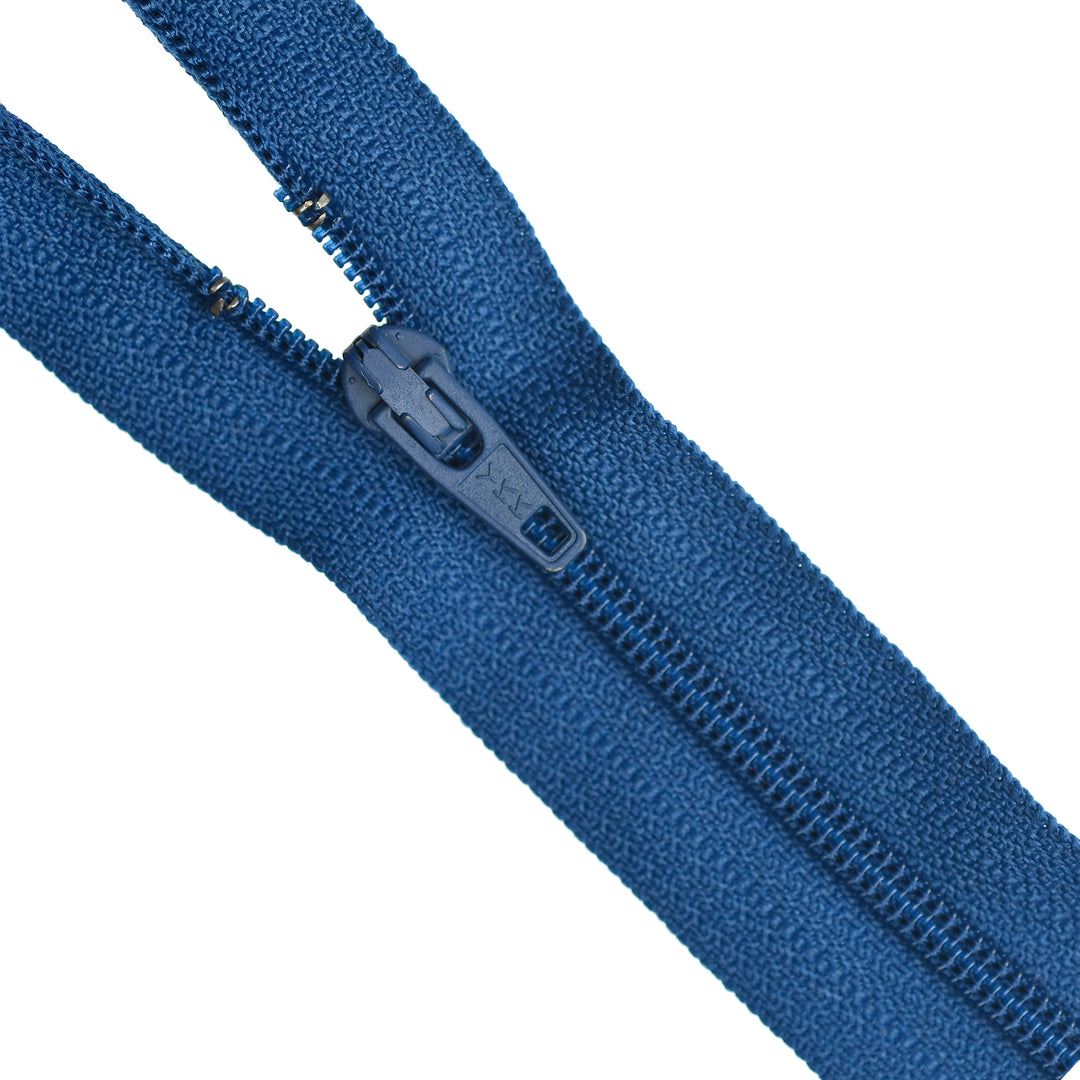 YKK NYLON CLOSED-END ZIP NO.3 COL 558 FRENCH BLUE