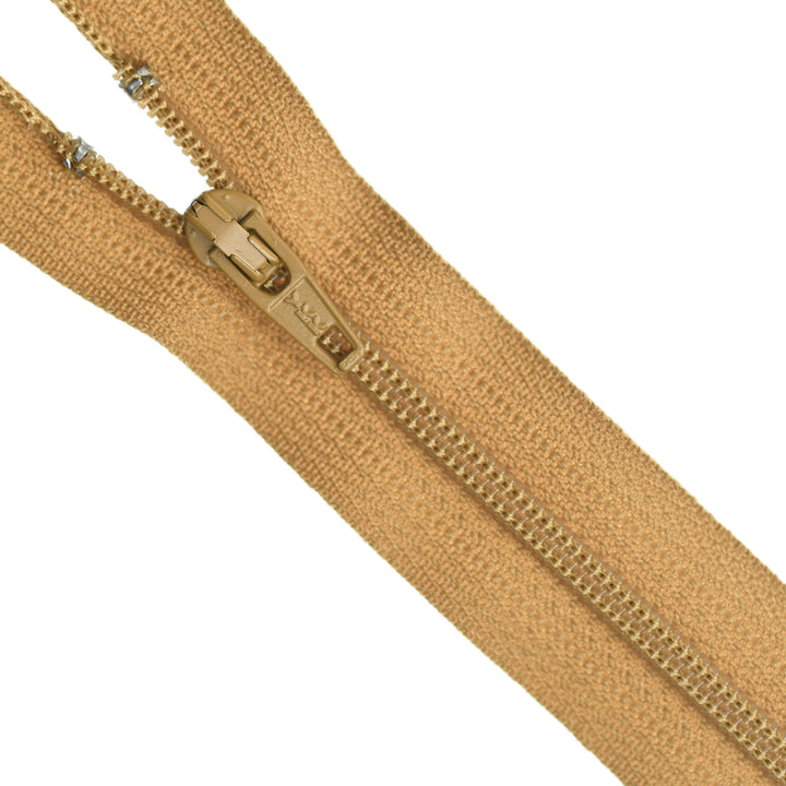 YKK NYLON CLOSED-END ZIP NO.3 COL 897 BROWN SUGAR