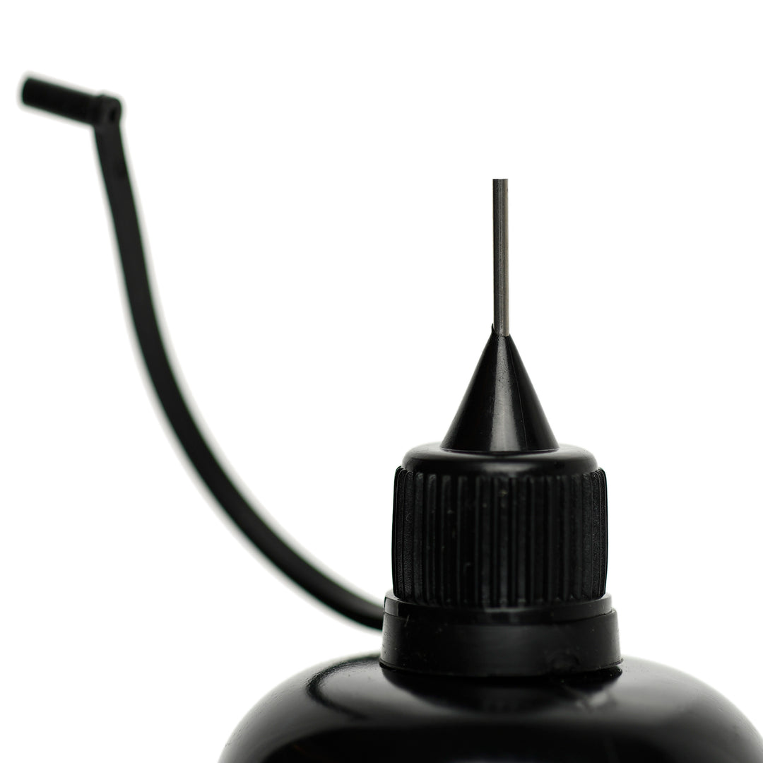 HIGH-GRADE SEWING MACHINE OIL 125ML