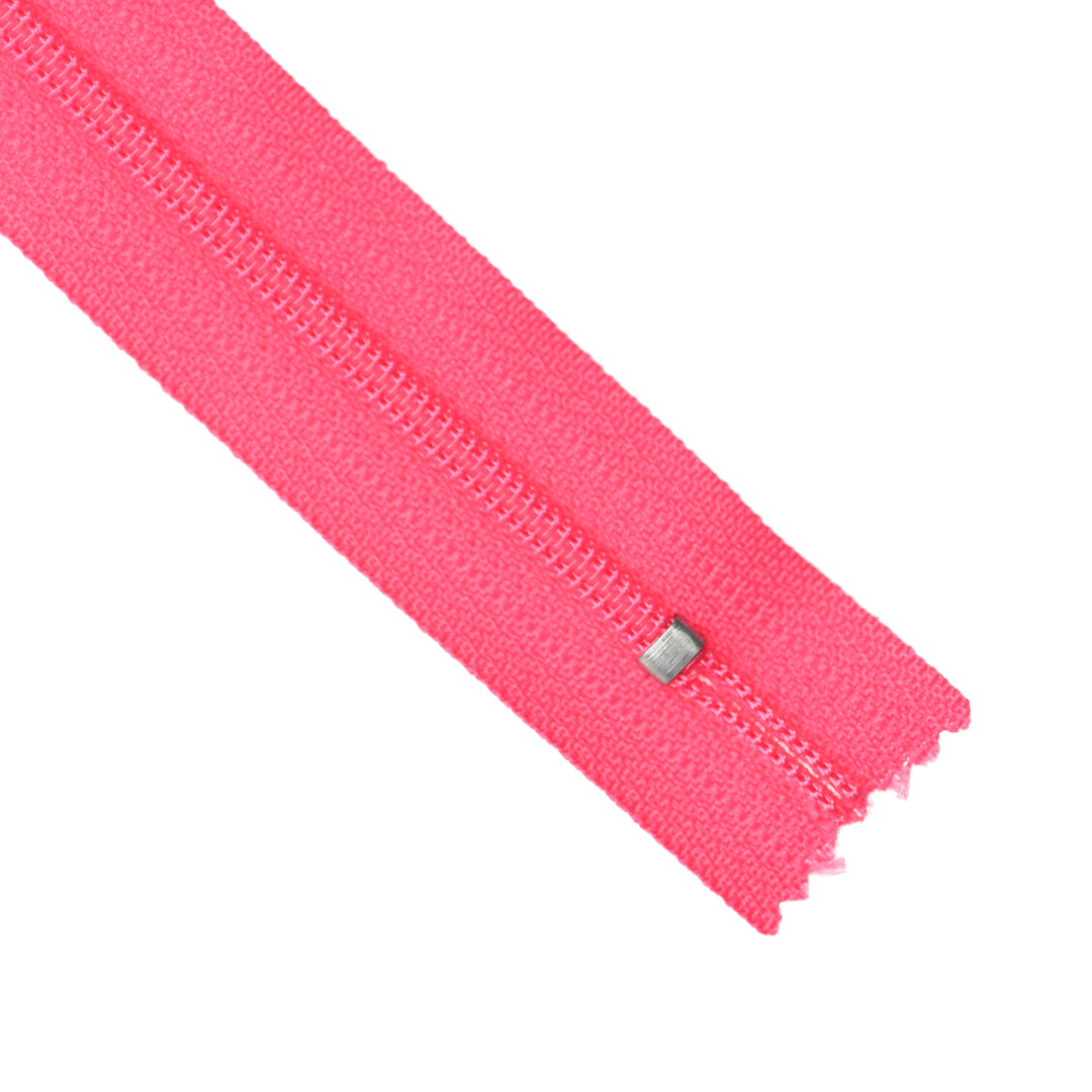 YKK NYLON CLOSED-END ZIP NO.3 COL 516 LIPSTICK