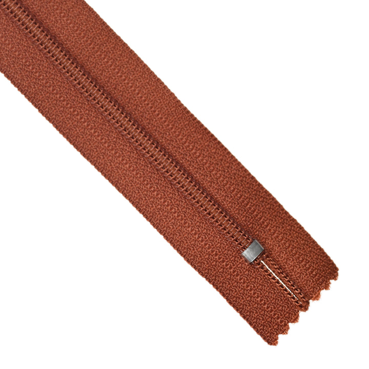 YKK NYLON CLOSED-END ZIP NO.3 COL 809 RED OCHRE