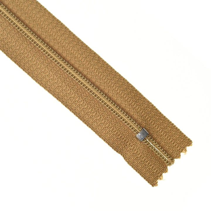 YKK NYLON CLOSED-END ZIP NO.3 COL 898 GREEN BROWN