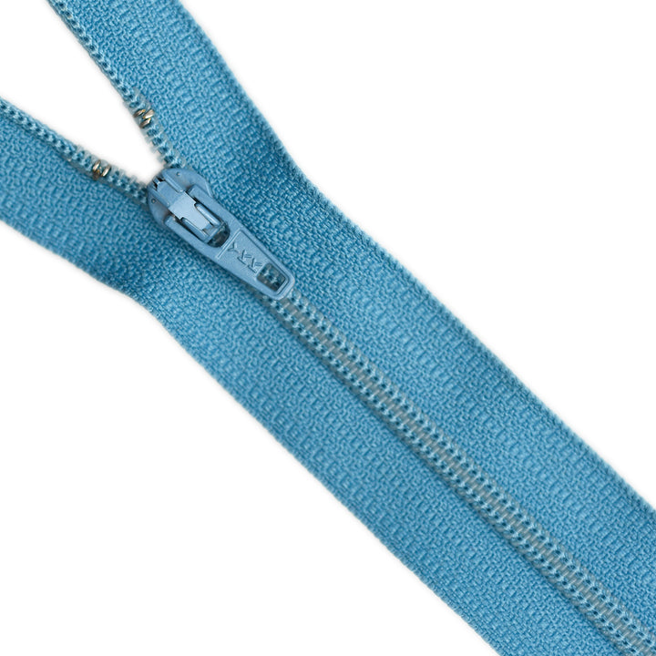 YKK NYLON CLOSED-END ZIP NO.3 COL 555 AIR FORCE BLUE