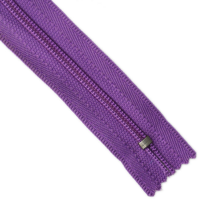 YKK NYLON CLOSED-END ZIP NO.3 COL 5591