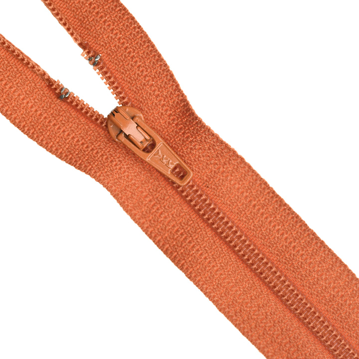 YKK NYLON CLOSED-END ZIP NO.3 COL 807 BRIGHT RUST