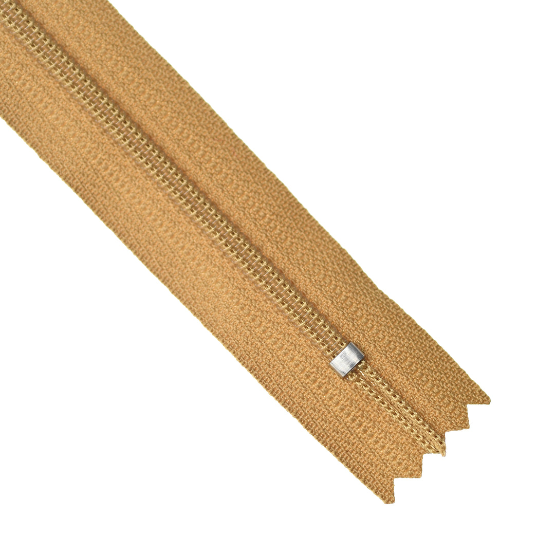 YKK NYLON CLOSED-END ZIP NO.3 COL 897 BROWN SUGAR