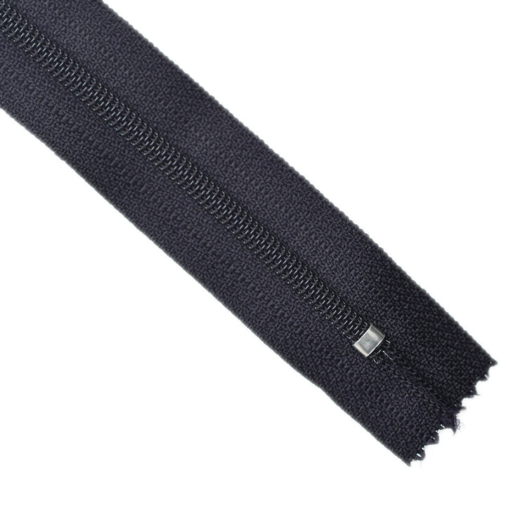 YKK NYLON CLOSED-END ZIP NO.3 COL 9153
