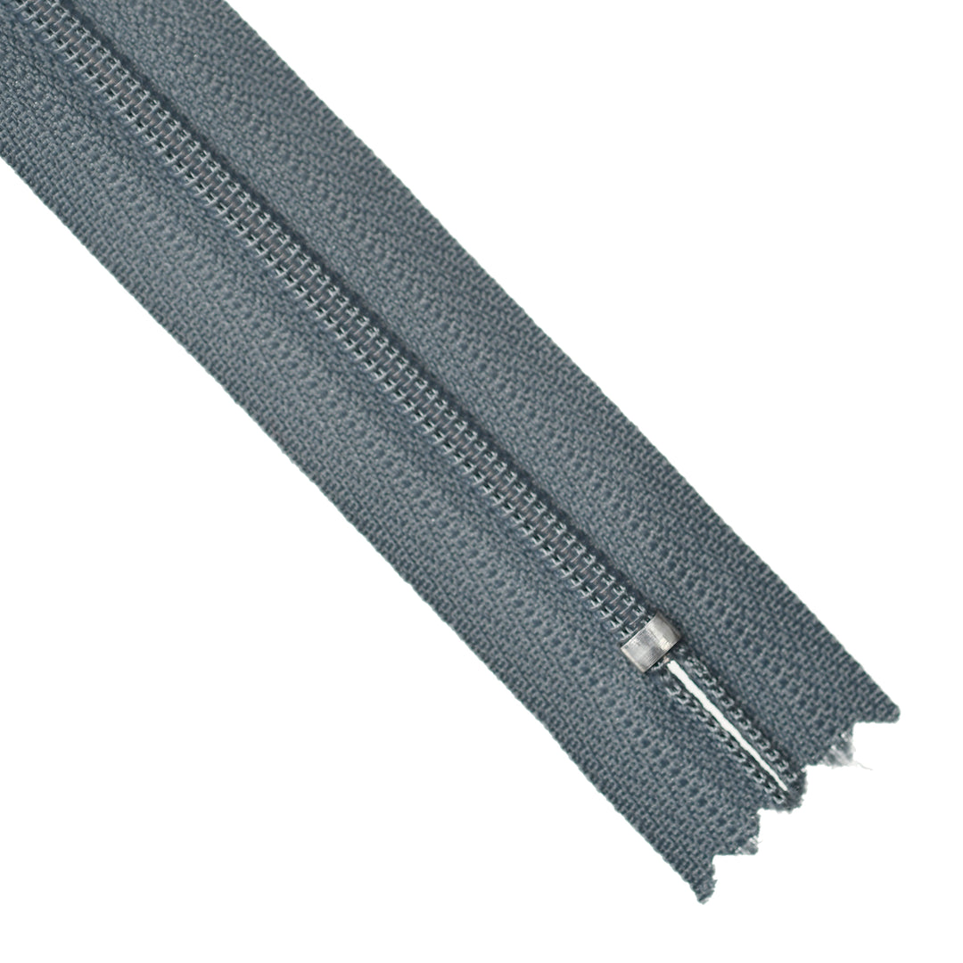 YKK NYLON CLOSED-END ZIP NO.3 COL 578 STORM GREY