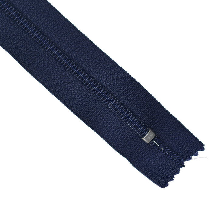 YKK NYLON CLOSED-END ZIP NO.3 COL 915 RICH PURPLE