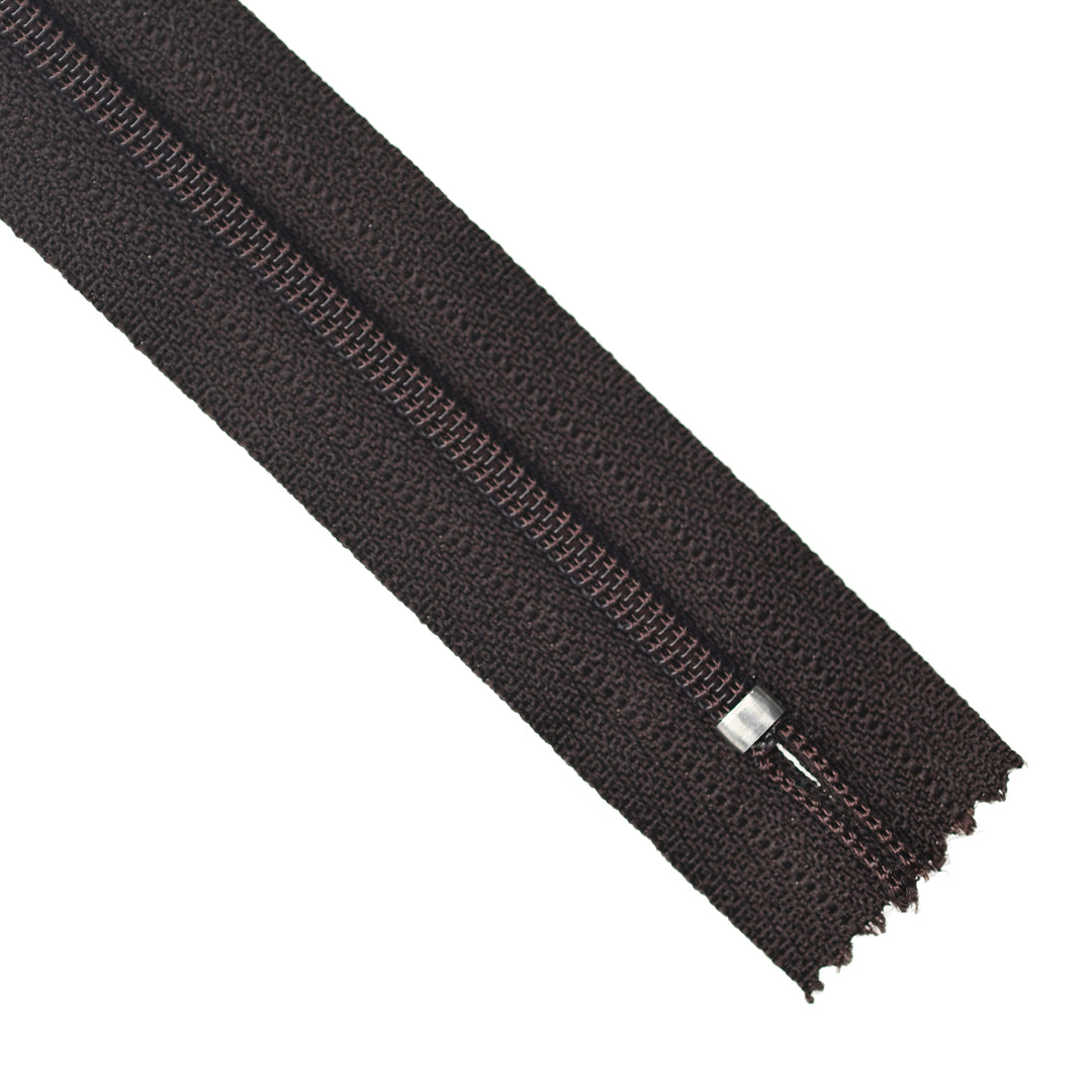 YKK NYLON CLOSED-END ZIP NO.3 COL 917 DARK BROWN