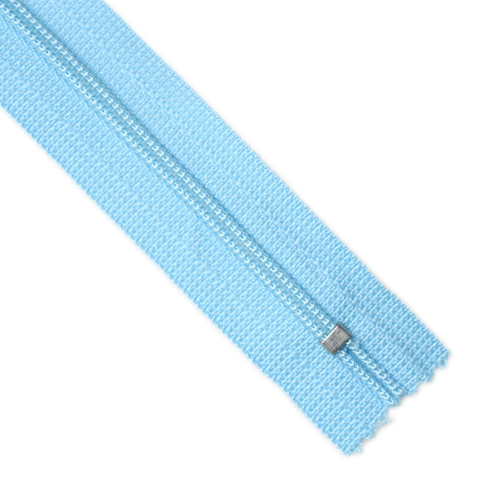 YKK NYLON CLOSED-END ZIP NO.3 COL 545 LIGHT SKY