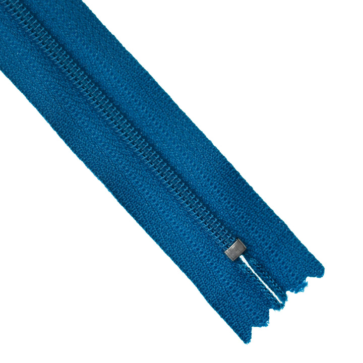 YKK NYLON CLOSED-END ZIP NO.3 COL 909 CERULEAN