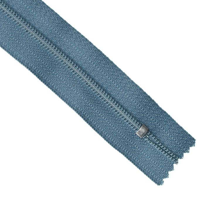 YKK NYLON CLOSED-END ZIP NO.3 COL 575 STORM BLUE