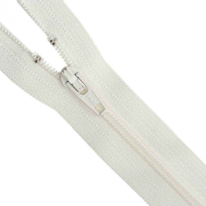 YKK NYLON CLOSED-END ZIP NO.3 COL 841 IVORY