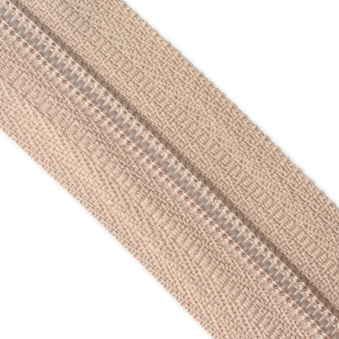 NYLON NO.5 ZIPPER COIL COL LIGHT BEIGE