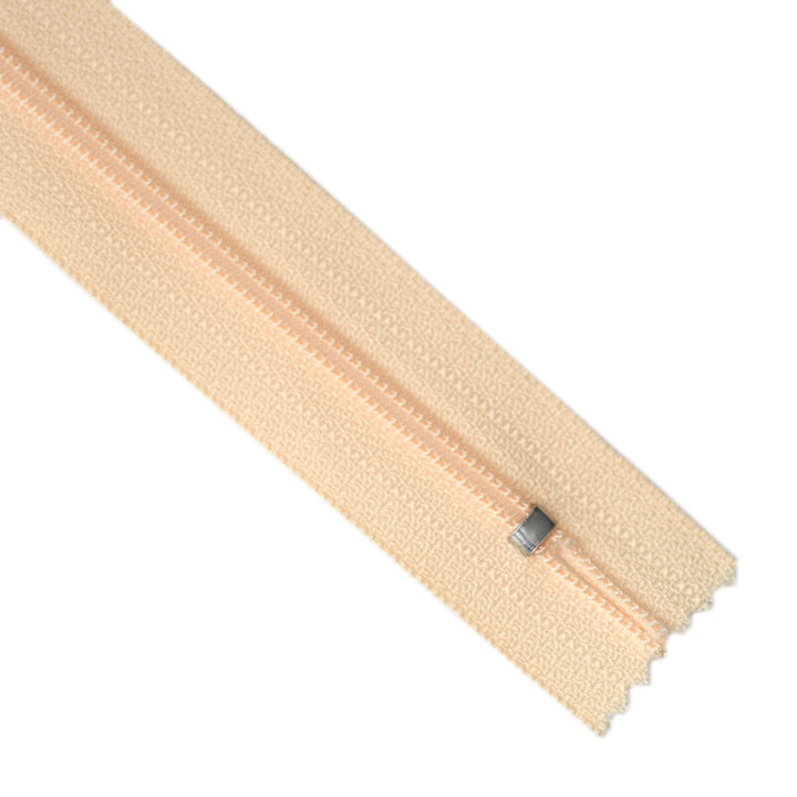 YKK NYLON CLOSED-END ZIP NO.3 COL 805 RICH CREAM
