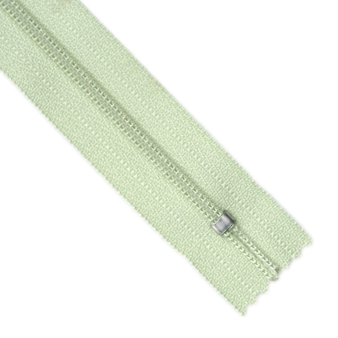 YKK NYLON CLOSED-END ZIP NO.3 COL 881 SAGE