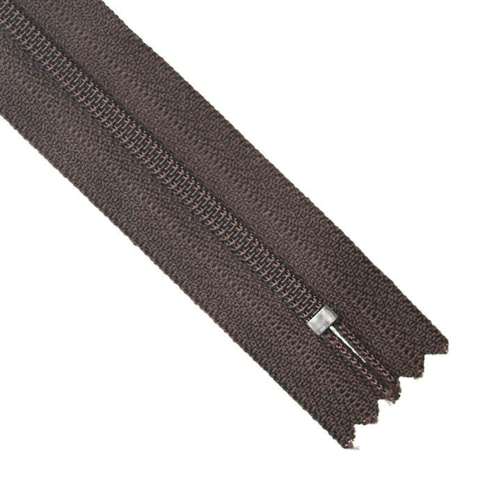 YKK NYLON CLOSED-END ZIP NO.3 COL 570 BROWN