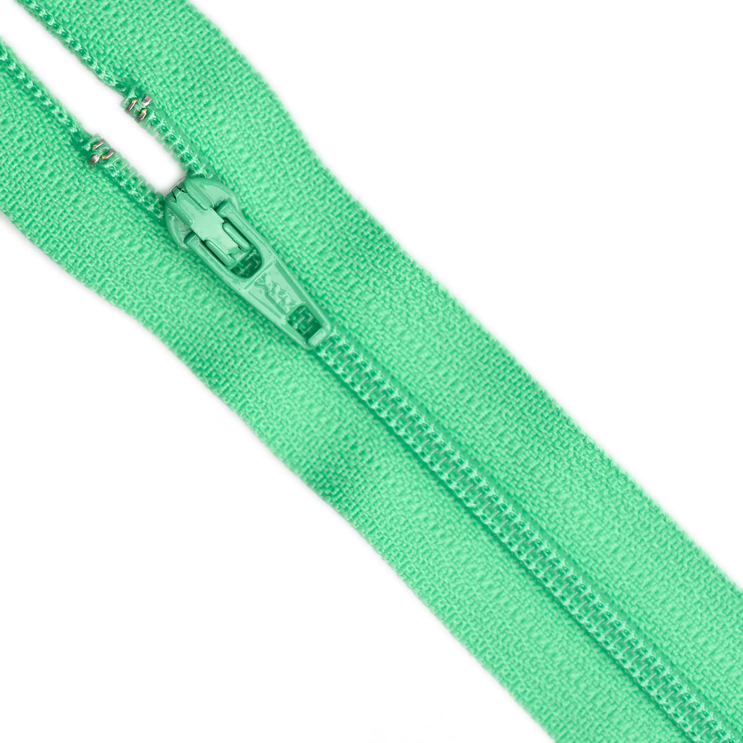 YKK NYLON CLOSED-END ZIP NO.3 COL 538 SPRING GREEN