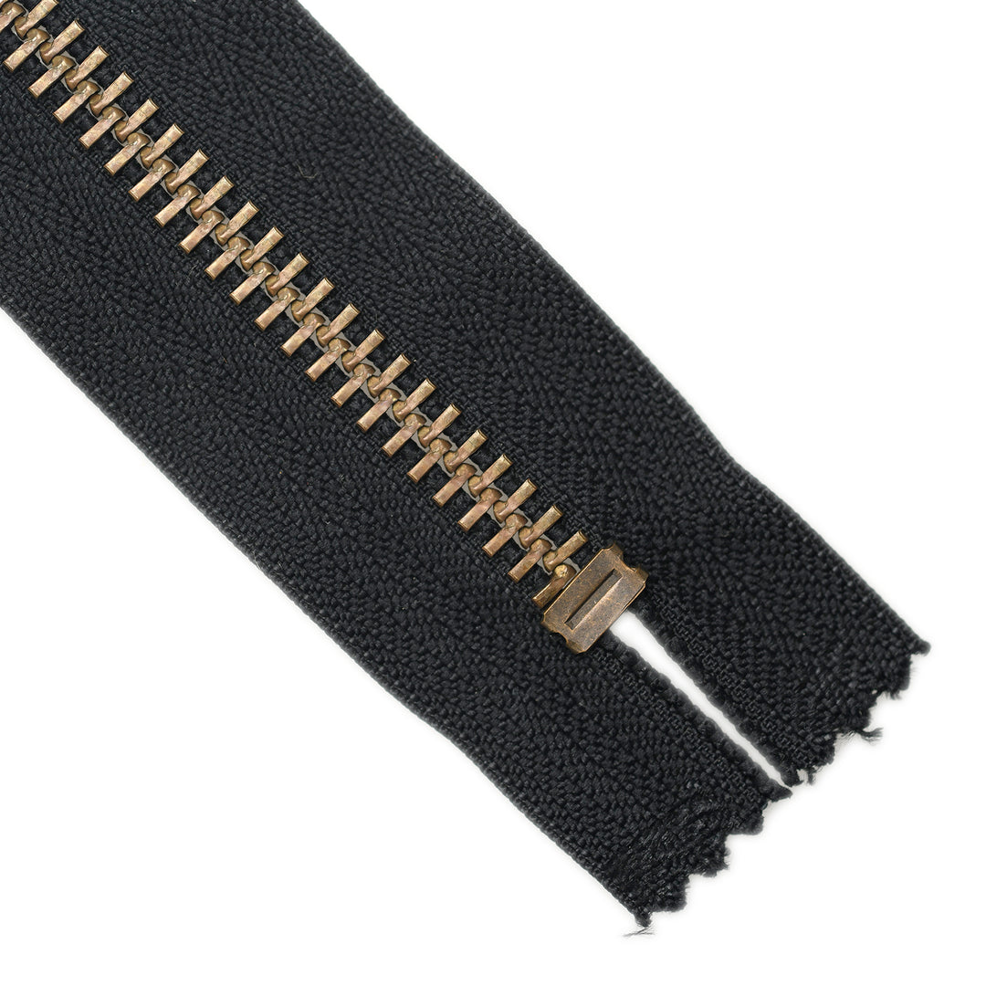 YKK METAL CLOSED-END ZIP NO.10 ANTIQUE GOLD WIRE PULL COL 580 BLACK