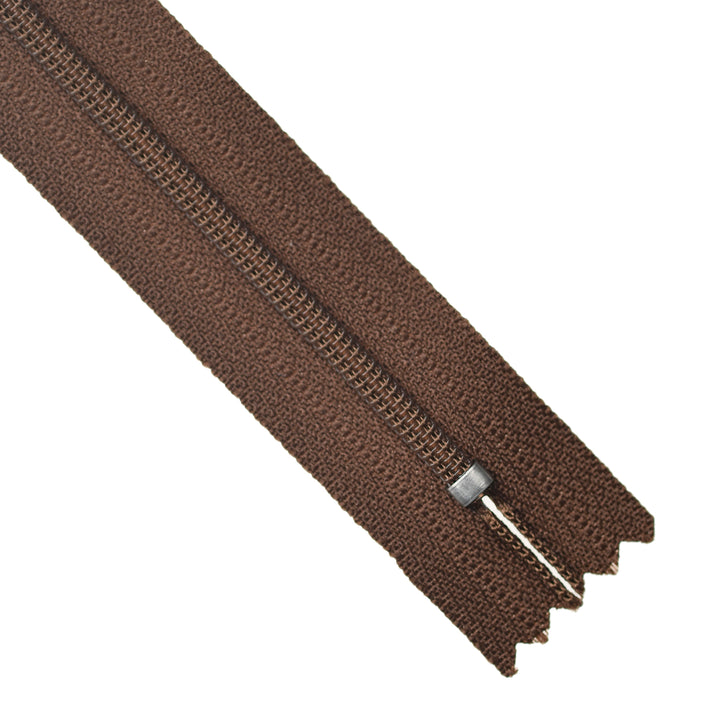 YKK NYLON CLOSED-END ZIP NO.3 COL 568 WALNUT
