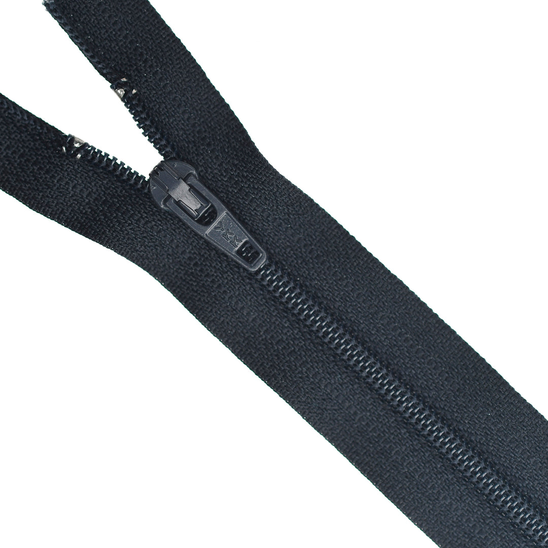 YKK NYLON CLOSED-END ZIP NO.3 COL 5601 DARK NAVY BLUE