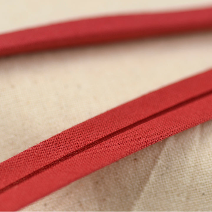 POLY-COTTON BIAS BINDING SCARLET