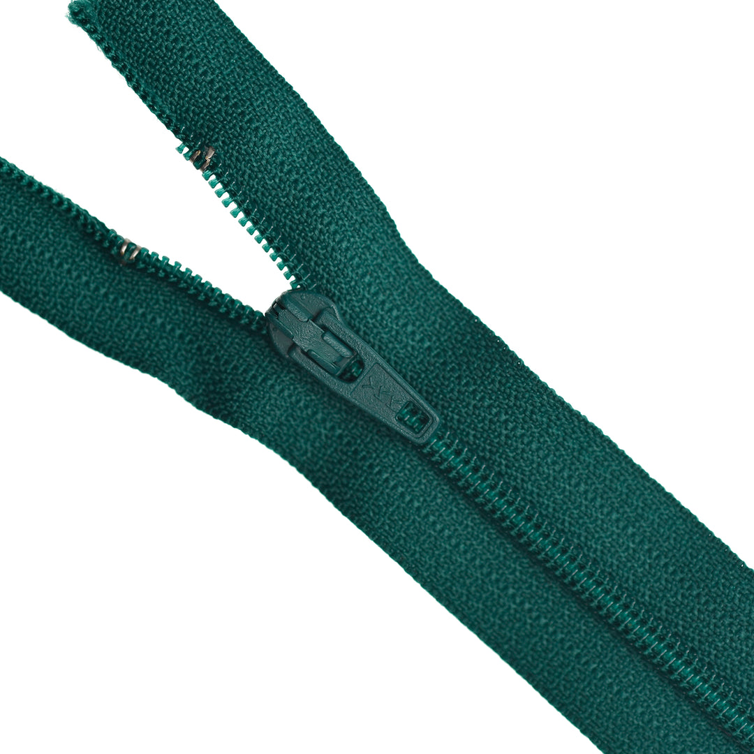 YKK NYLON CLOSED-END ZIP NO.3 COL 869 DARK GREEN