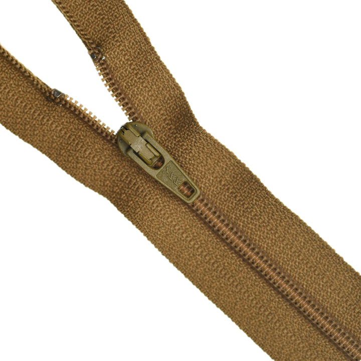 YKK NYLON CLOSED-END ZIP NO.3 COL 899 DEEP GREEN BROWN