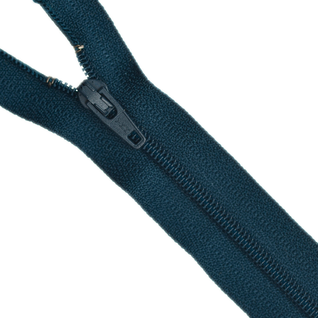 YKK NYLON CLOSED-END ZIP NO.3 COL 9195