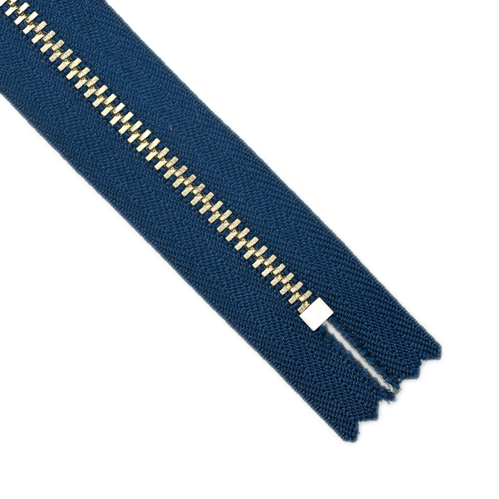 YKK METAL CLOSED-END ZIP NO.4.5 NICKEL COL 920 DEEP BLUE OCEAN