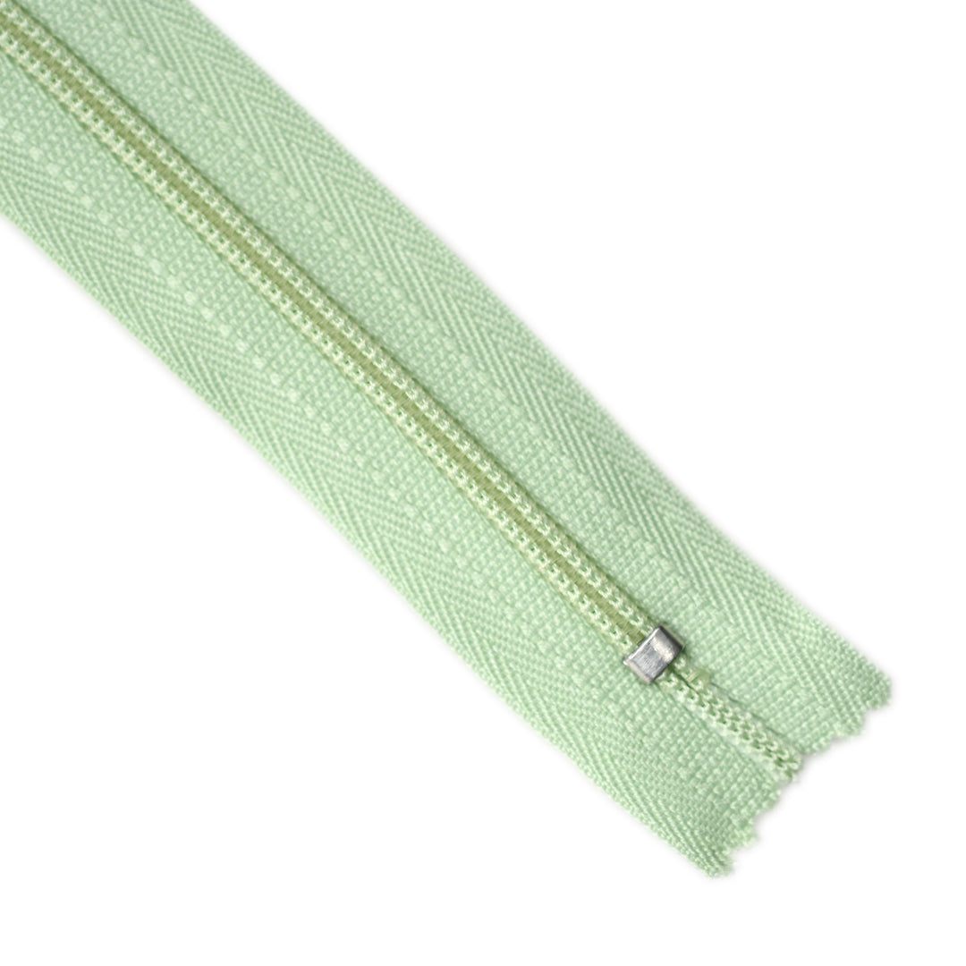 YKK NYLON CLOSED-END ZIP NO.3 COL 8811