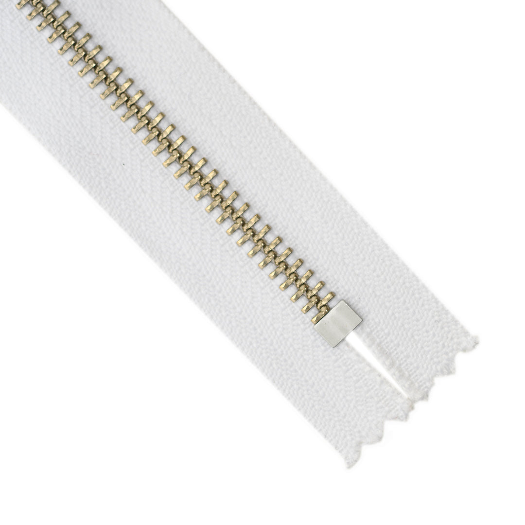 YKK METAL CLOSED-END ZIP NO.5 NICKEL COL 501 WHITE