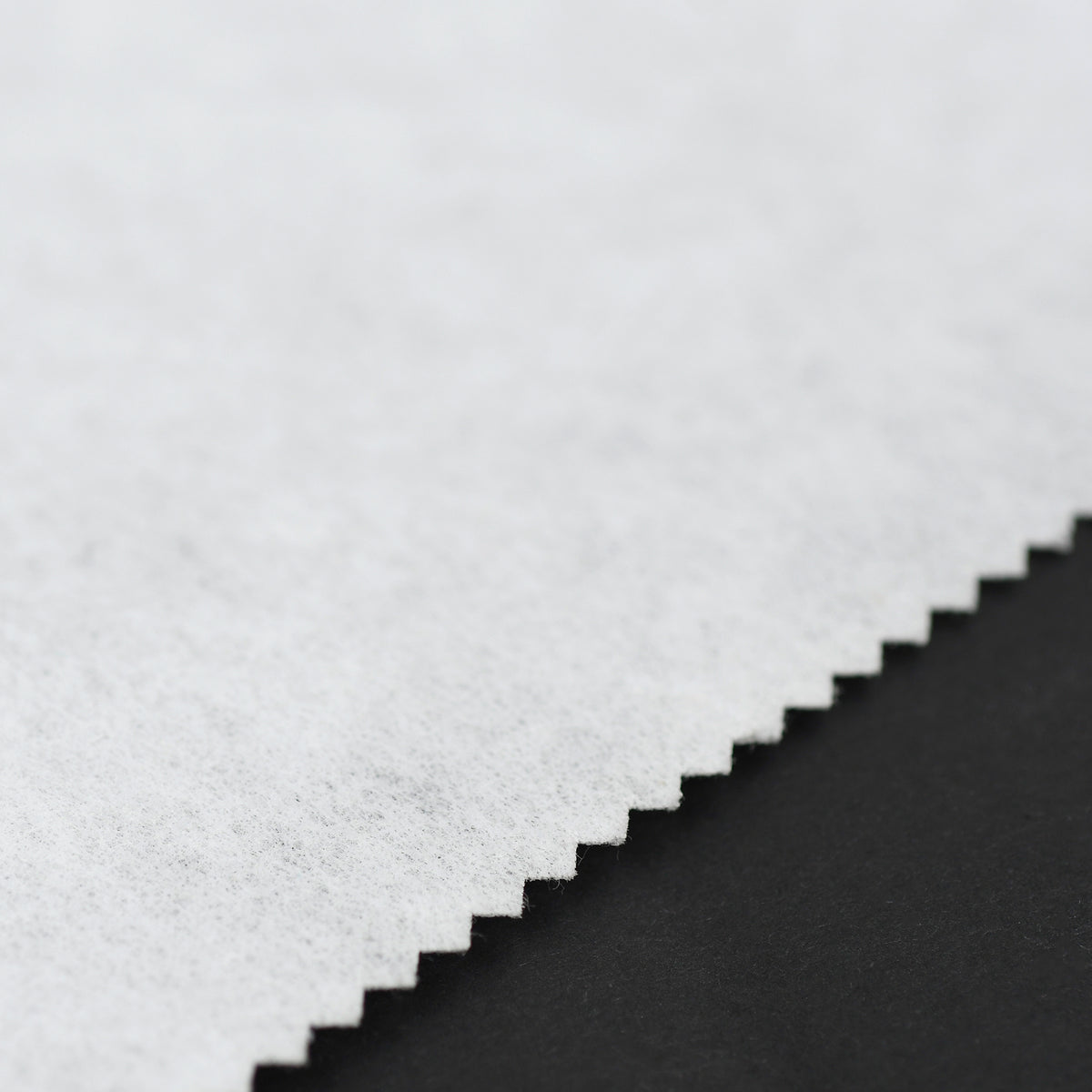 White Soft Fusing 90cm Extra-Firm Heavyweight Fusing 1085 White – JackStock Haberdashery