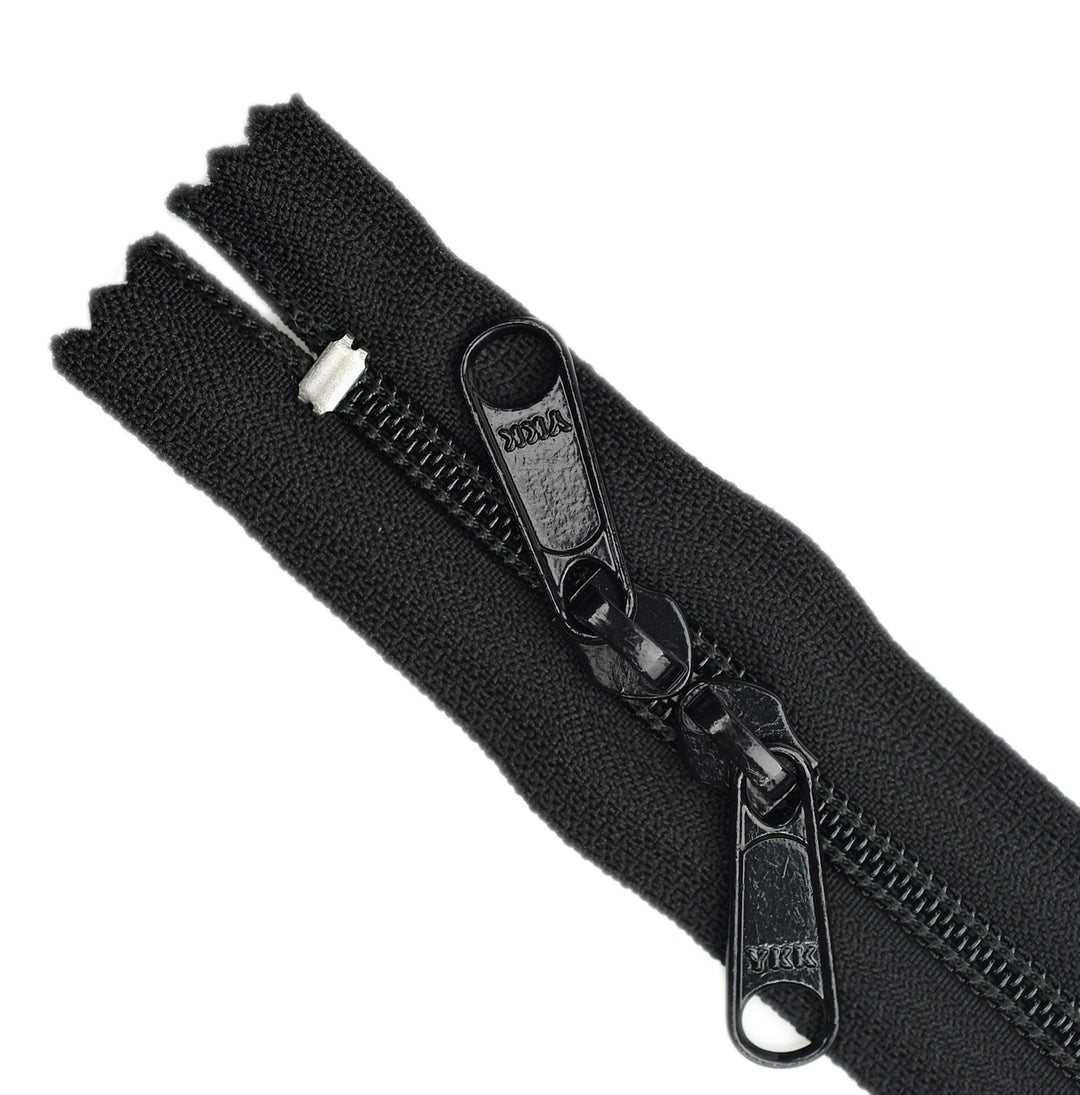 YKK NYLON HEAD-TO-HEAD NO.5  ZIP COL 580 BLACK