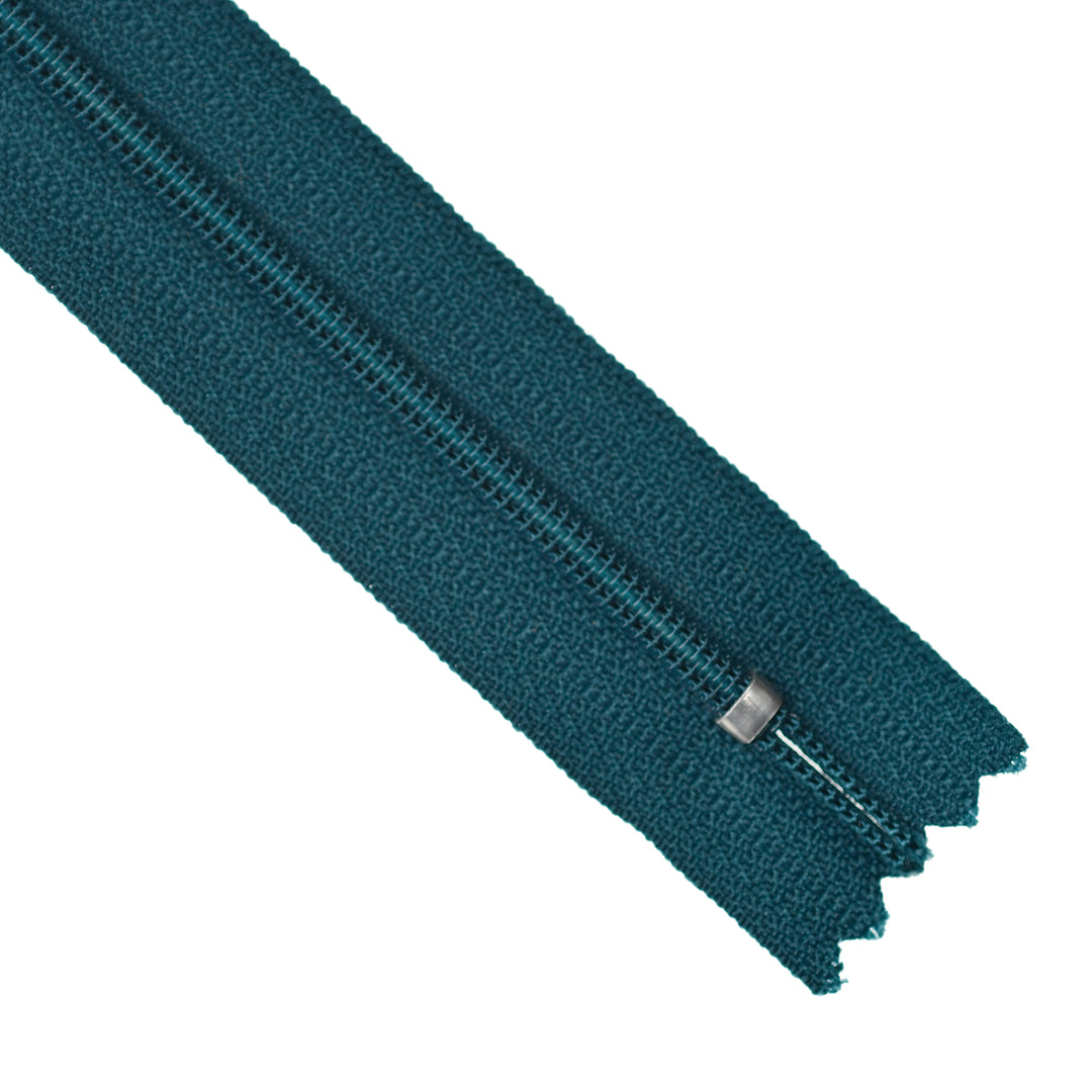 YKK NYLON CLOSED-END ZIP NO.3 COL 908 CLASSIC TEAL