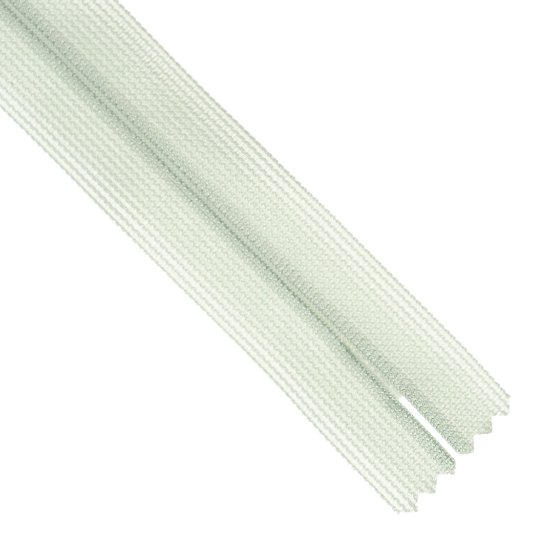 YKK INVISIBLE MESH ZIP COL 821 SEA GLASS