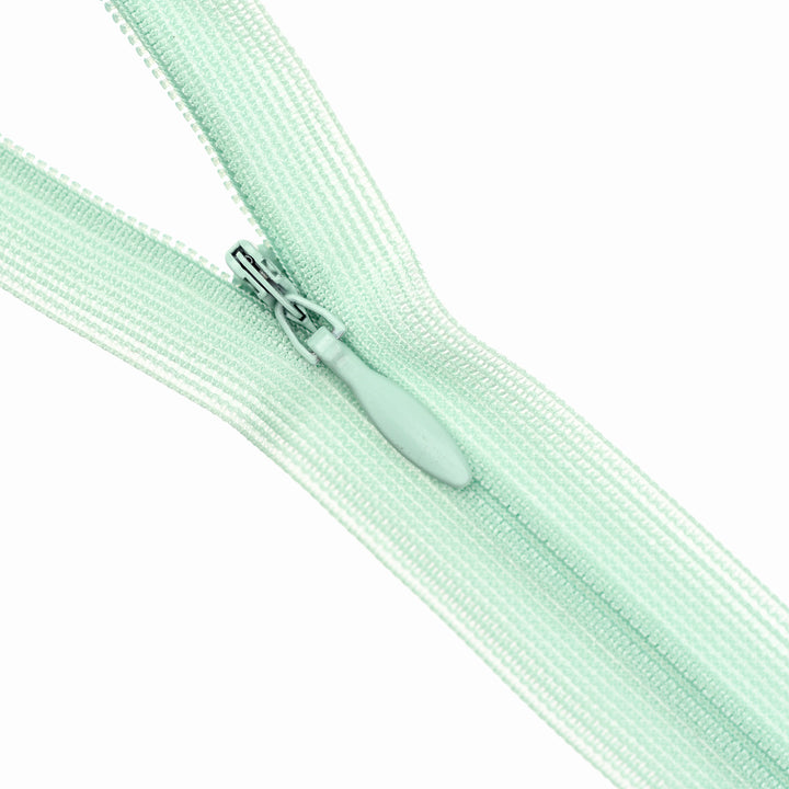 YKK INVISIBLE MESH ZIP COL 823 SEA FOAM