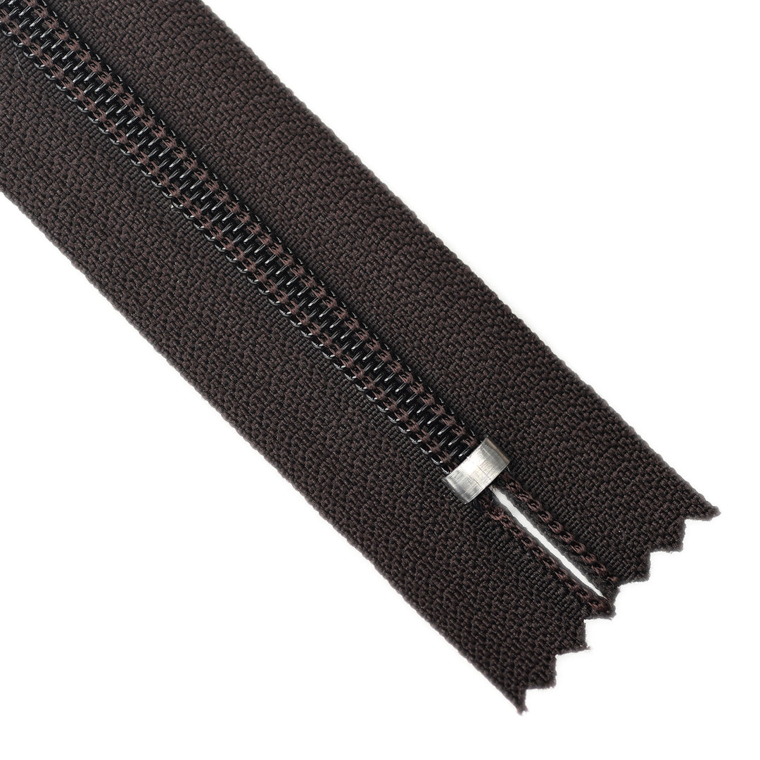 YKK NYLON CLOSED-END ZIP NO.5 COL 917 DARK BROWN