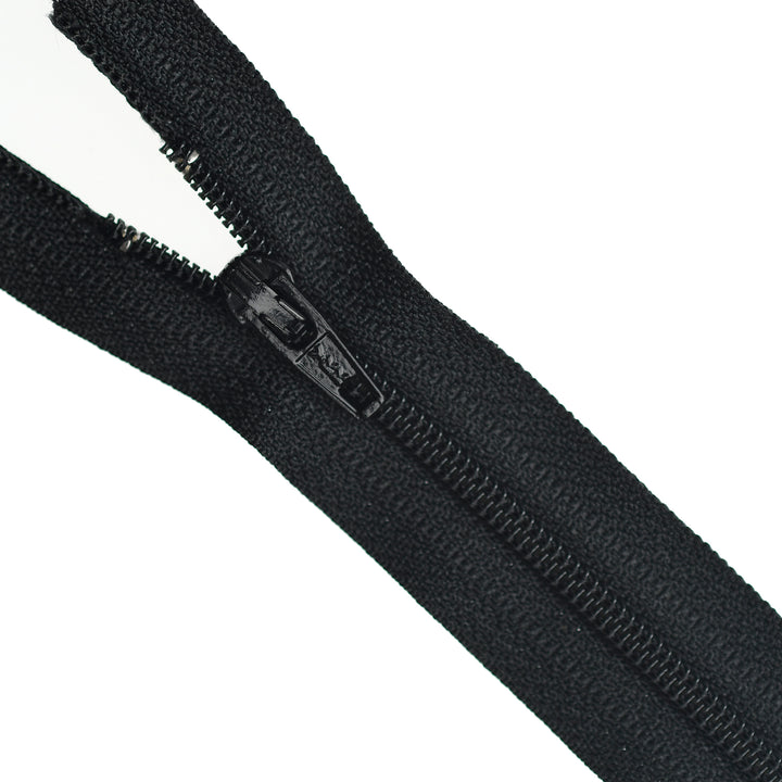 YKK NYLON CLOSED-END ZIP NO.3 COL 580 BLACK