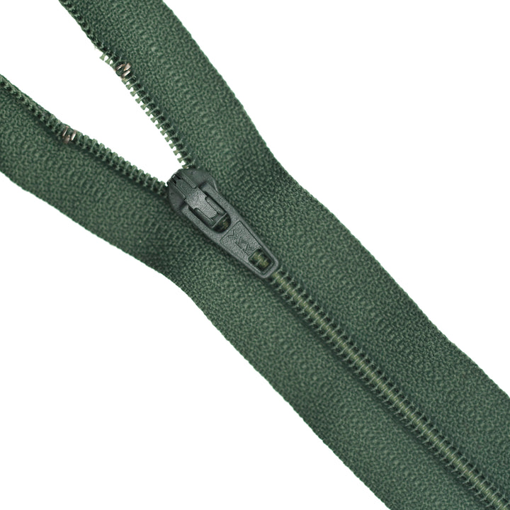YKK NYLON CLOSED-END ZIP NO.3 COL 879 SPRUCE GREEN