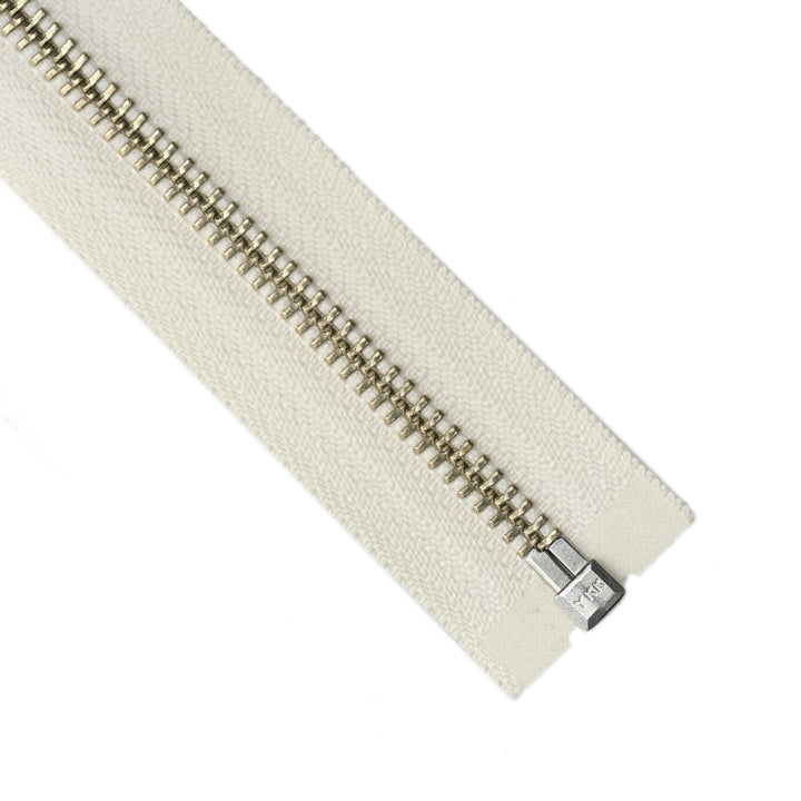 YKK METAL OPEN-END ZIP NO.5 NICKEL BOARD-PULL COL 841 IVORY