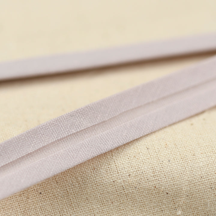 POLY-COTTON BIAS BINDING PALE LAVENDER