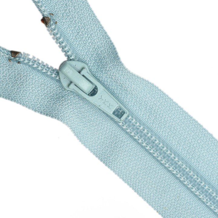 YKK NYLON OPEN-END ZIP NO.5 COL 902 FROST BLUE