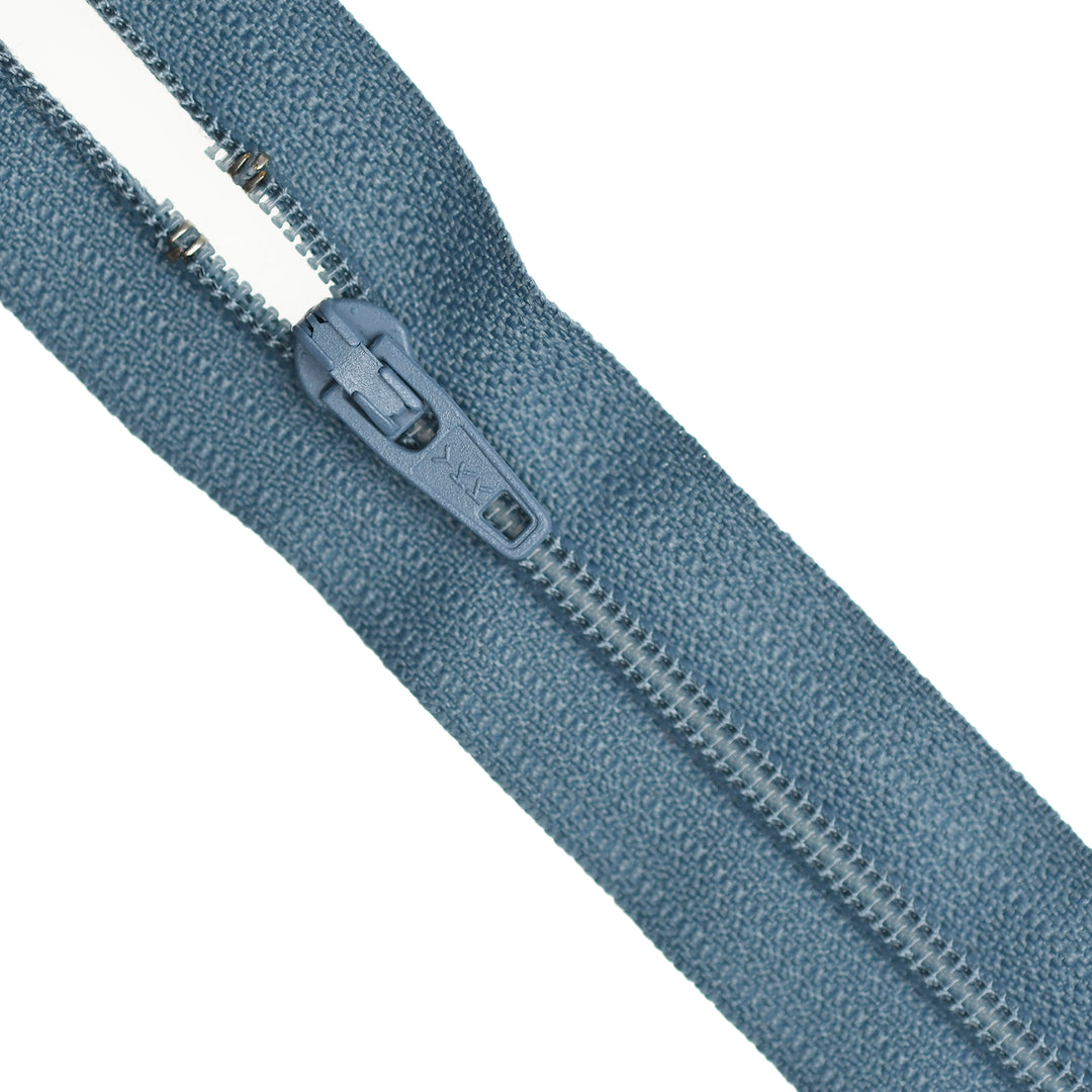 YKK NYLON CLOSED-END ZIP NO.3 COL 575 STORM BLUE