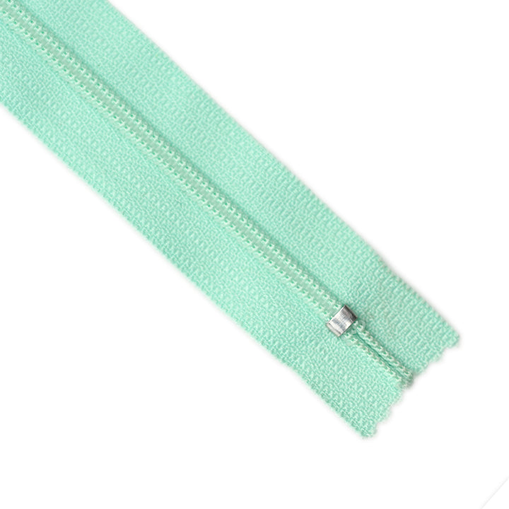 YKK NYLON CLOSED-END ZIP NO.3 COL 534 MINT GREEN